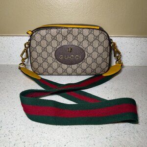 GUCCI Neo Vintage GG Supreme Camera Messenger Bag